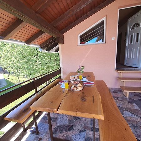 Hotel Family Puskaric à Slunj Extérieur photo