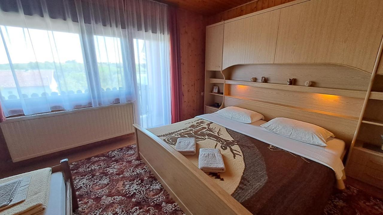 Hotel Family Puskaric à Slunj Extérieur photo