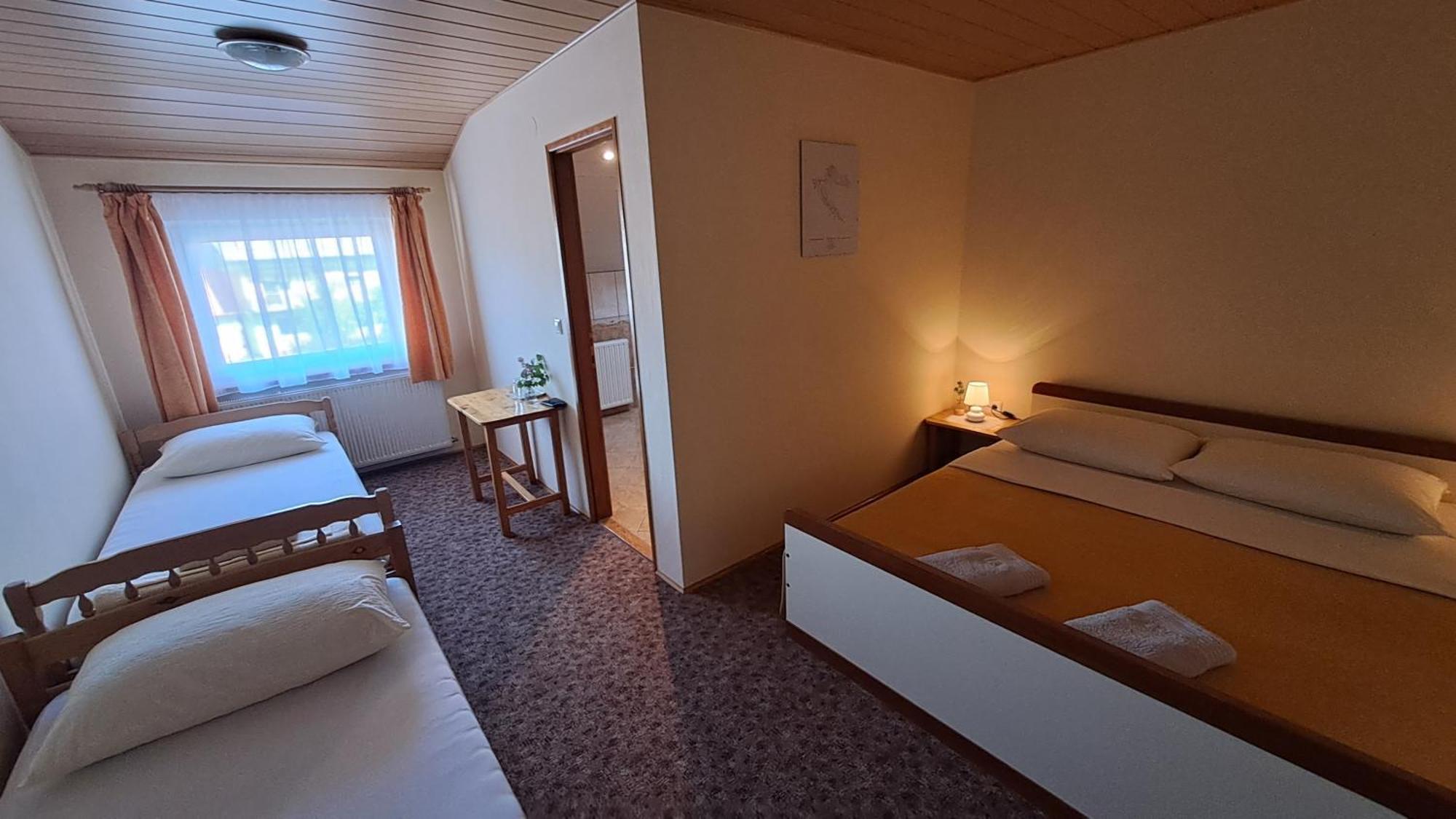 Hotel Family Puskaric à Slunj Extérieur photo